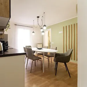Apartment Elegant Flat In The Centre With Two, Perugia