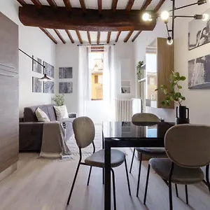 Apartment Lovely Modern Flat In The Heart Of, Perugia